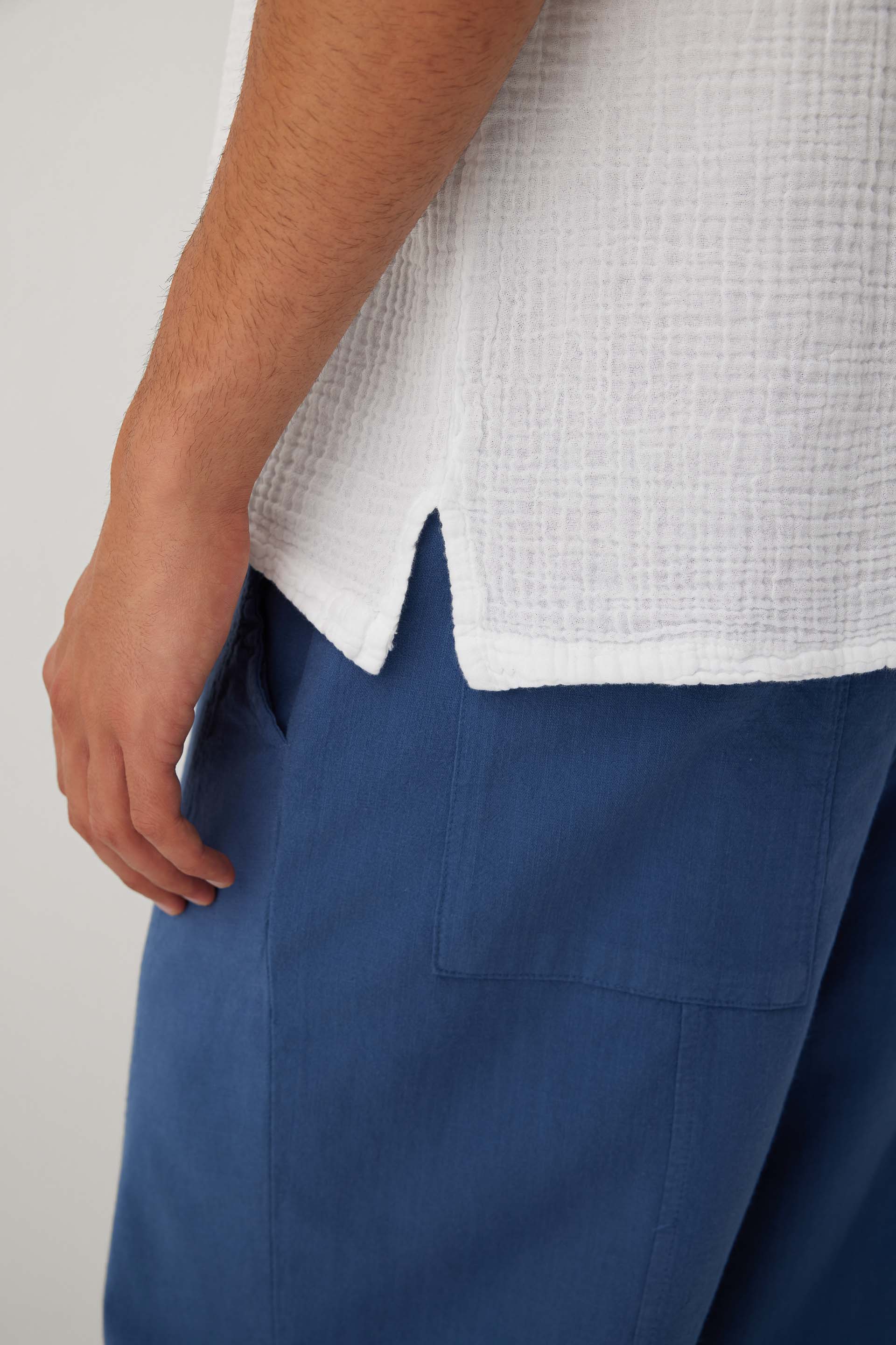 Nomad V Yaka Müslin Pamuklu Oversize Erkek Tişört #renk_Beyaz